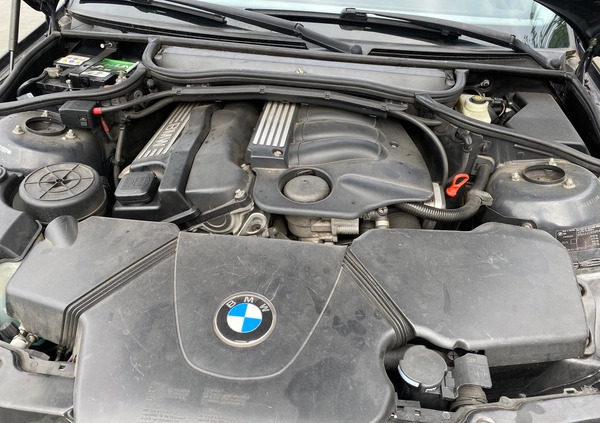 BMW Seria 3 cena 13700 przebieg: 270000, rok produkcji 2003 z Września małe 466